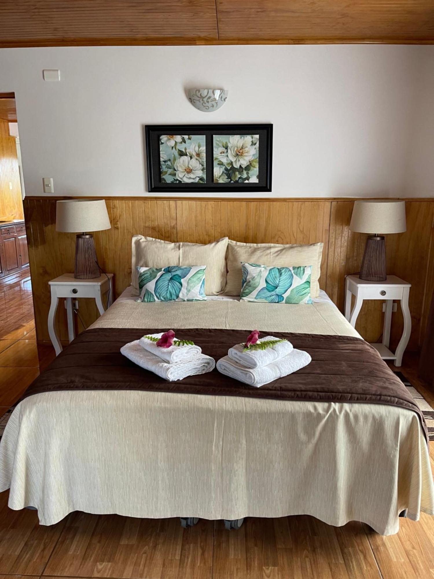 Teanehi Bed & Breakfast Hanga Roa Eksteriør bilde