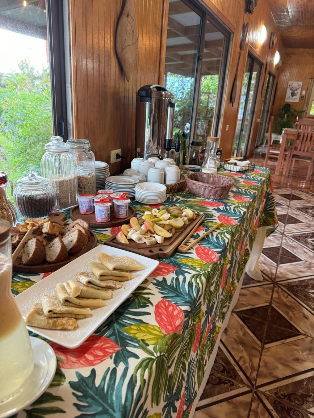 Teanehi Bed & Breakfast Hanga Roa Eksteriør bilde